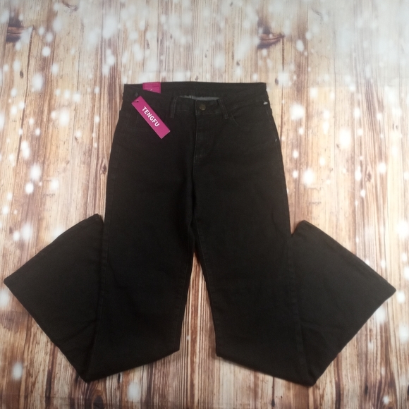 NWT HIGH RISE TENGFU BLACK FLARED LEG JEANS SIZE 6 - Picture 2 of 14